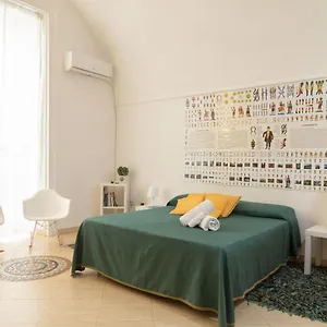  Casa vacanze Neapolitan Style Apartrment Italia